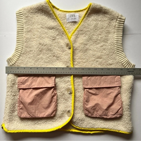 Zara Kids Boucle Knit Sweater Vest Fleece Pile  Retro Vintage Button Down 13-14 - Picture 8 of 15
